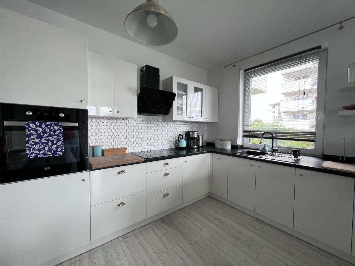 Apartament Z Tarasem Na Osiedlu Rakownica Jelenia Gora Dış mekan fotoğraf