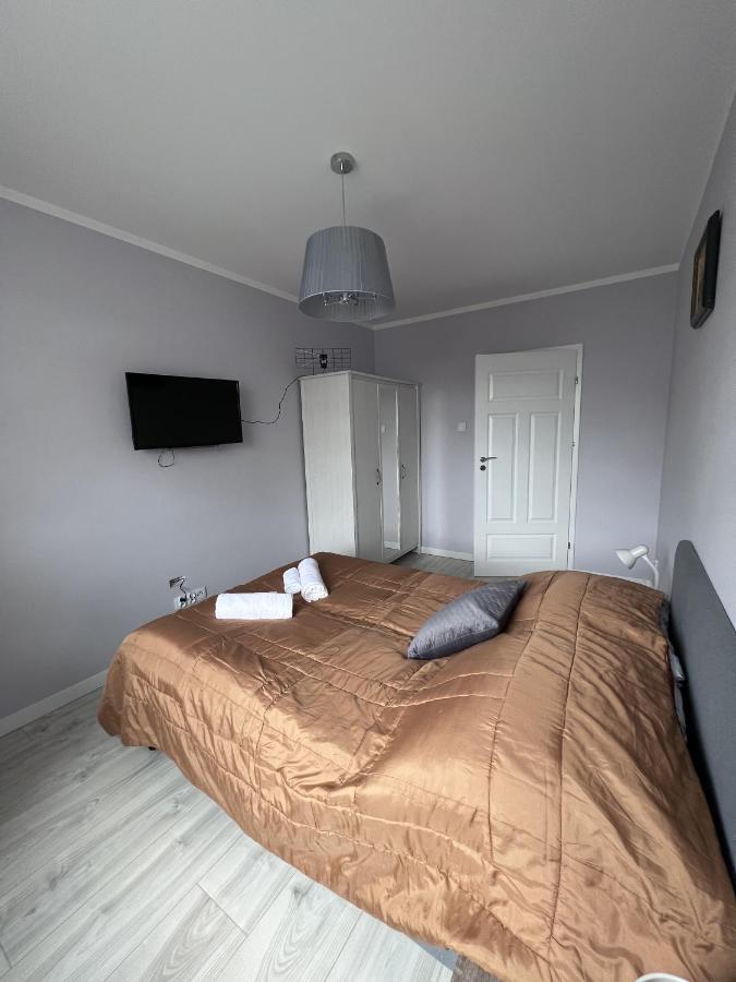 Apartament Z Tarasem Na Osiedlu Rakownica Jelenia Gora Dış mekan fotoğraf