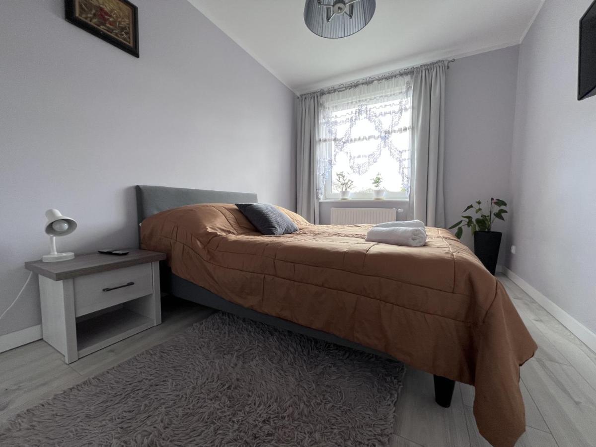 Apartament Z Tarasem Na Osiedlu Rakownica Jelenia Gora Dış mekan fotoğraf