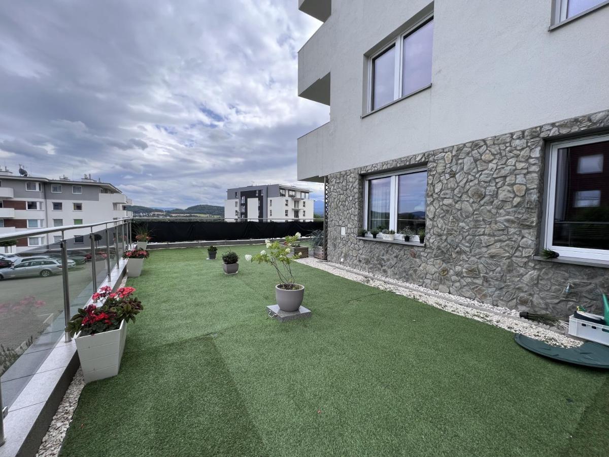 Apartament Z Tarasem Na Osiedlu Rakownica Jelenia Gora Dış mekan fotoğraf